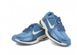 Air Zoom Vomero 5
